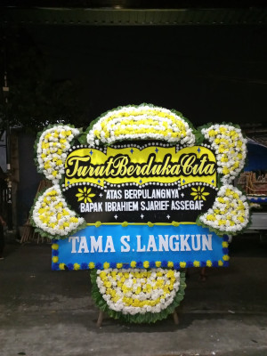 Papan Bunga Duka di Purwasari